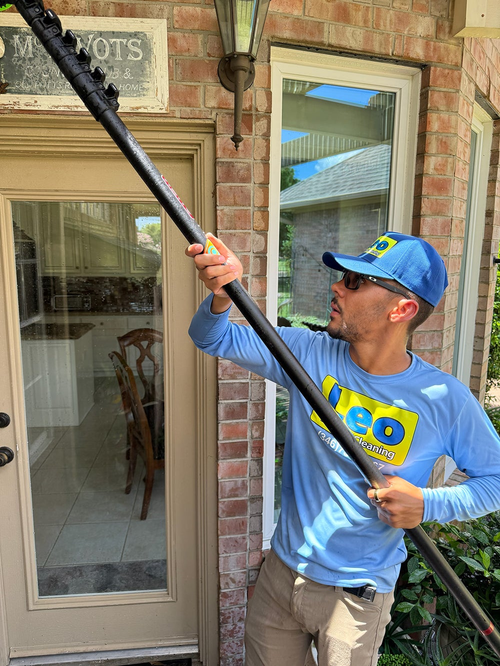 Gallery Leo Exterior Cleaning