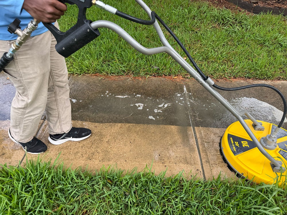 Gallery Leo Exterior Cleaning