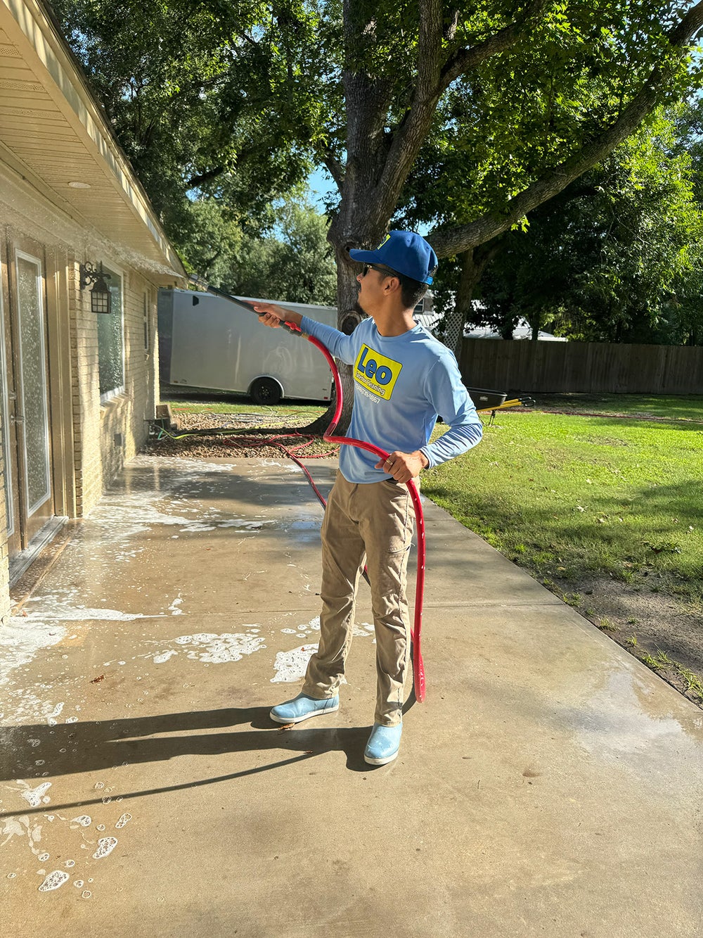 Gallery Leo Exterior Cleaning