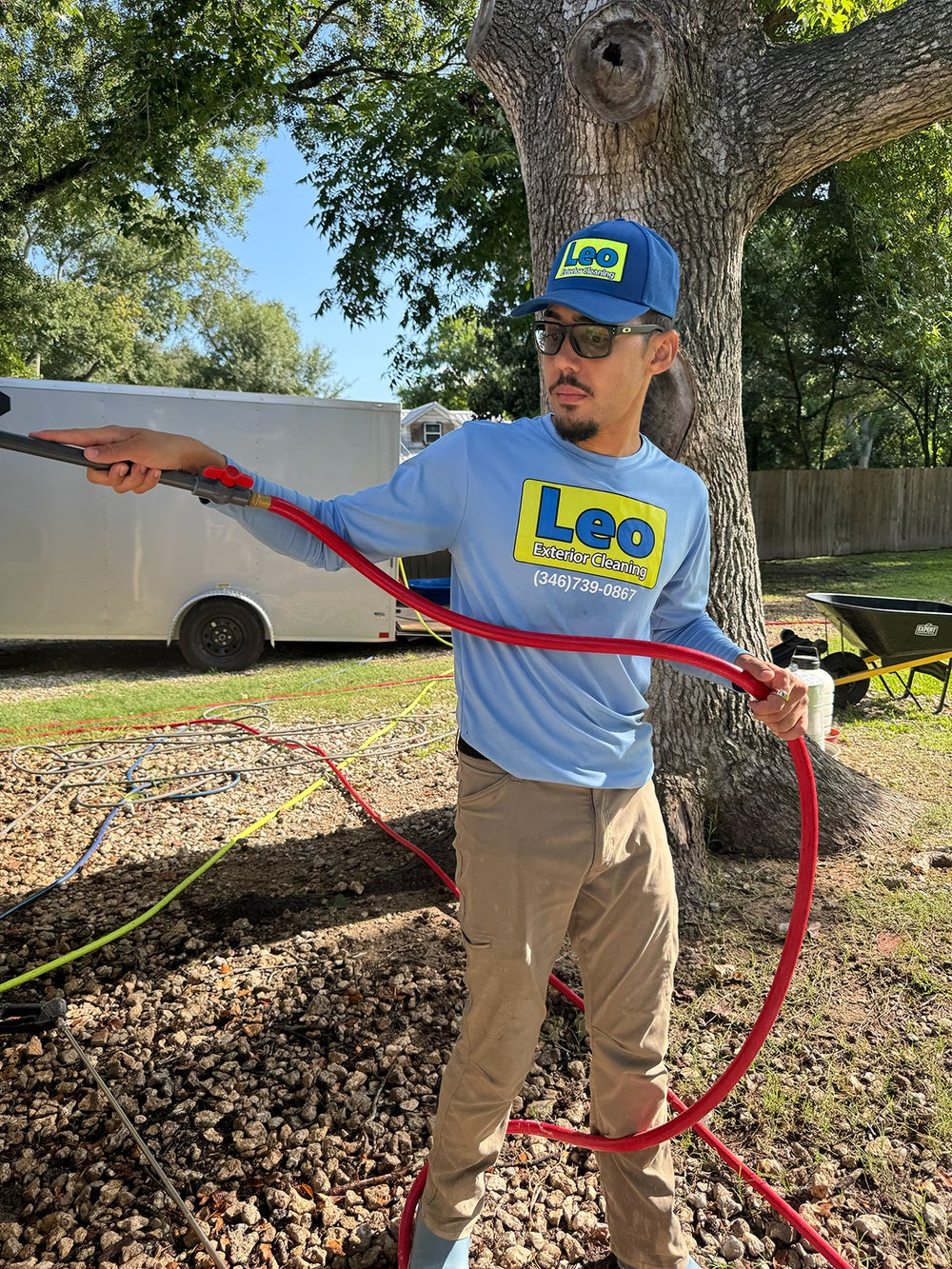 Gallery Leo Exterior Cleaning