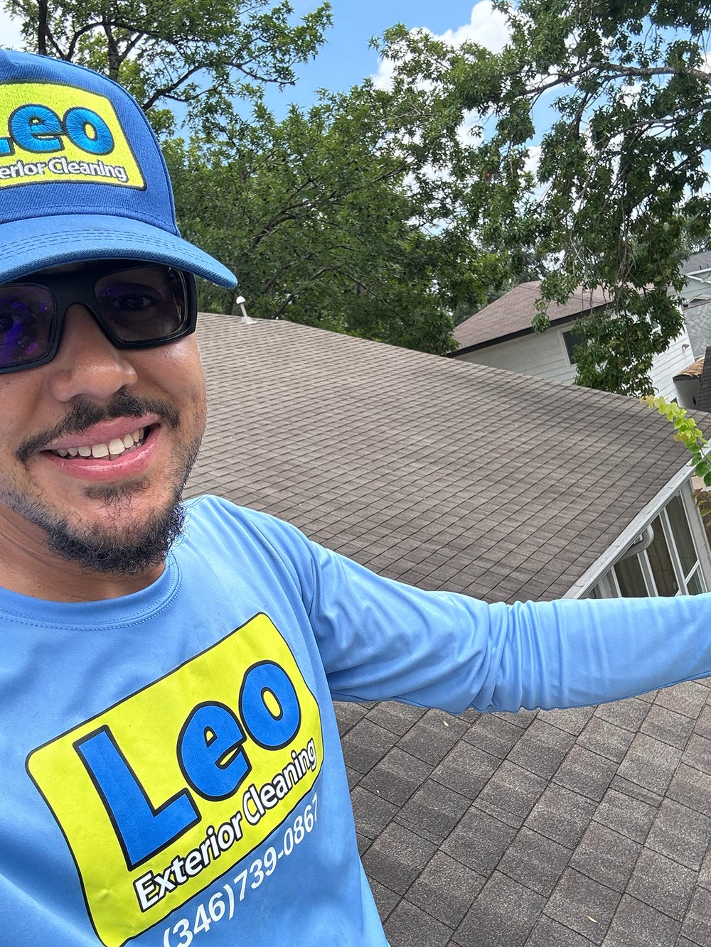 Gallery Leo Exterior Cleaning