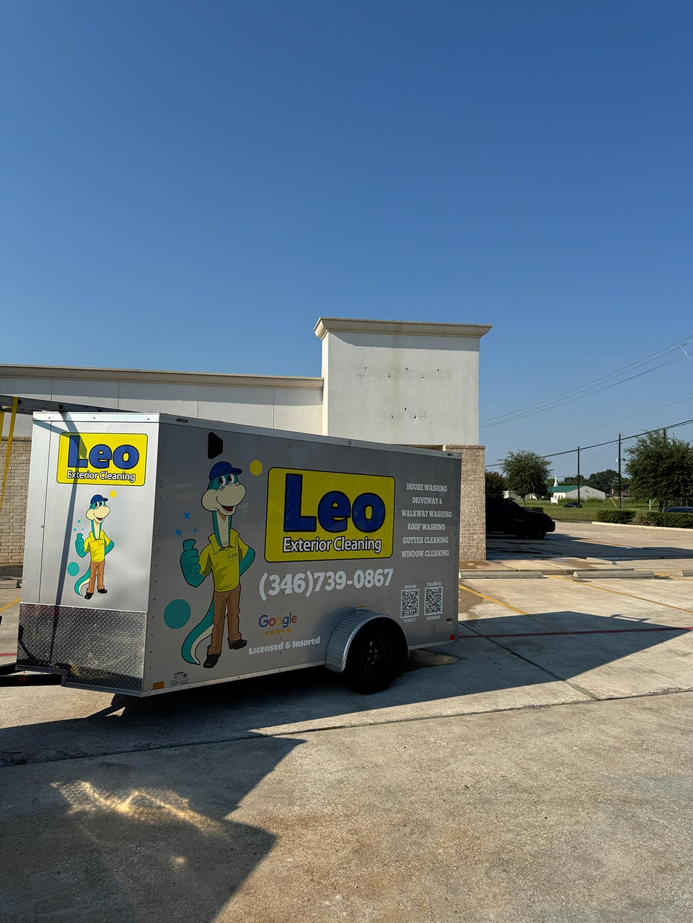 Gallery Leo Exterior Cleaning